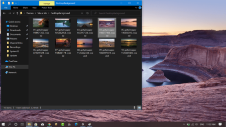 how to set particular picture of windows 10 theme as desktop background