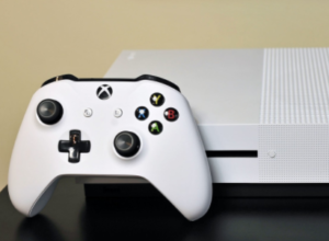 How to Stream Xbox One Games to a Windows 11 & 10 PC stream-xbox-one-to-pc