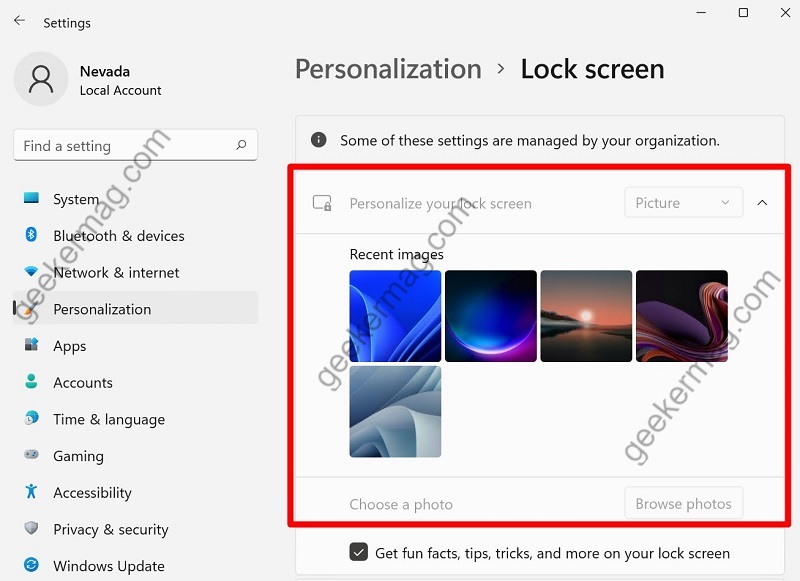 Personalize your lock screen option disabled