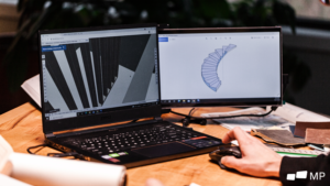 A Portable Dual Screen Monitor Duex Max Powered by USB portable dual monitor for laptop