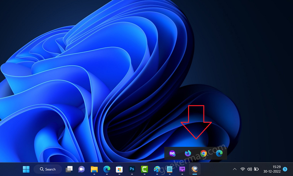 How to Groups Taskbar Icons in Windows 11