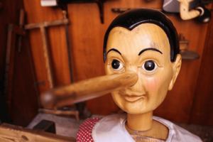 How to Know Someone Is Lying to You Online How to Know Someone Is Lying to You Online