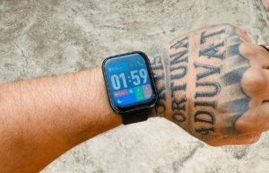 TOZO S3 - Smartwatch Bluetooth Calling & Fitness Tracking